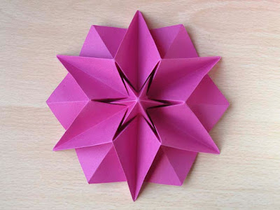 origami, vista dall'alto: Stella Lucia -  Star Lucy by Francesco Guarnieri