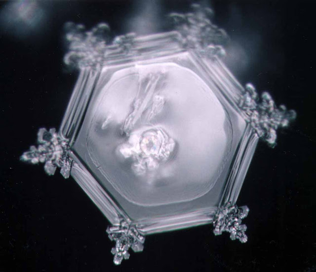 zamzam Unique Crystal Structure