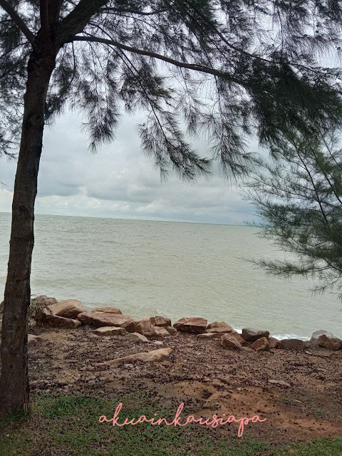 angin sepoi bahasa di pantai minyak beku