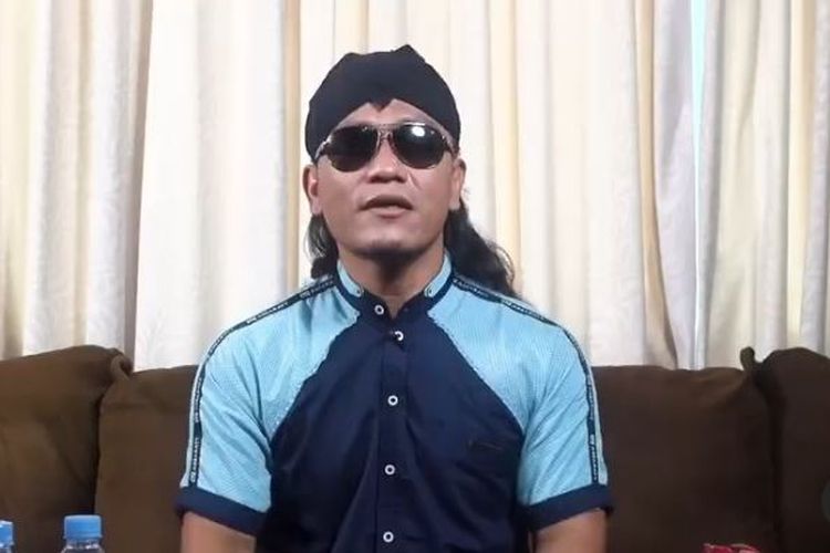 Bela Khalid Basalamah, Youtuber Ini Singgung Gus Miftah: Dia Ini Ustadz Atau Dajjal?!