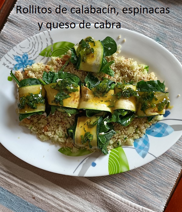 Rollitos de calabacín, espinacas y queso de cabra