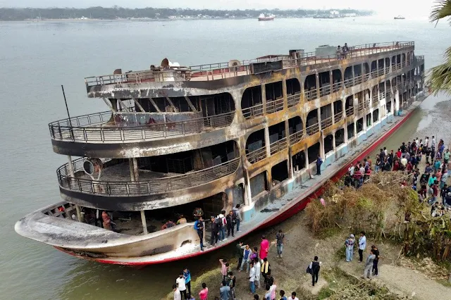 Image Attribute: The charred human remains recovered from "MV Avijan-10" on the banks of Sugandha River, near the town of Jhalokati, Bangladesh /  Source: Akbar Hossain, BBC News