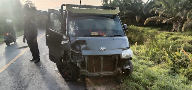 Kecelakaan Lalu Lintas Mobil dan Motor di Desa Sepahat, Korban Alami Luka Berat