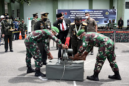 Bambang Ismawan Pimpin Pemusnahan 656 Pucuk Senjata Saat HUT TNI ke 76 di Ambon