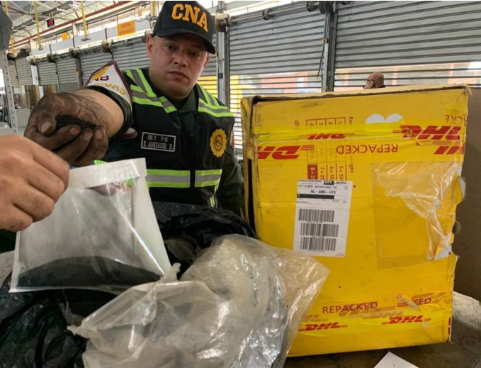 Venezuela: FANB incauta cocaína impregnada en coque de petróleo con destino a Países Bajos