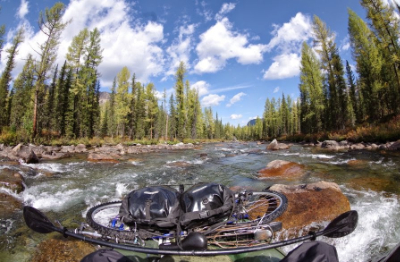 Bikerafting in Sibirien