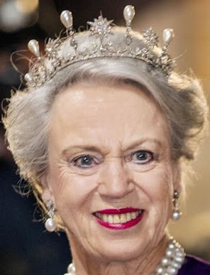 star pearl diamond tiara queen sophia sweden denmark princess benedikte sayn wittgenstein berleburg