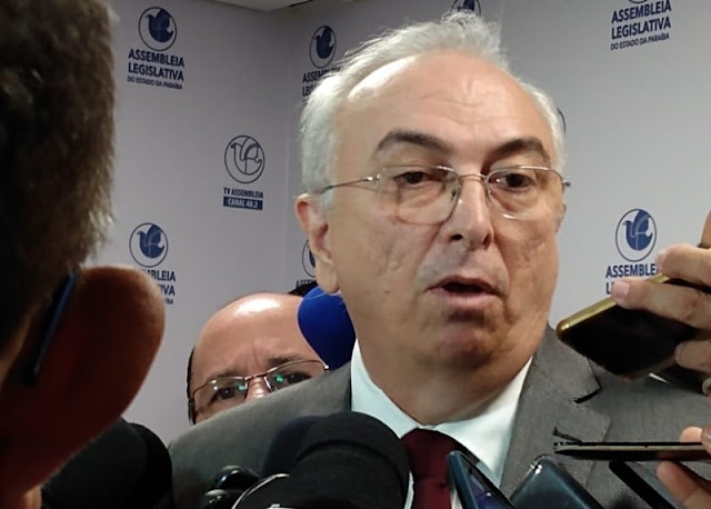 Nonato Bandeira: “Enquanto nosso aumento salarial vai de 10% a 31,3%, o Governo dos que fazem a crítica deu 0% aos funcionários federais”