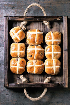 INTERNATIONAL:  BREAD OF THE WEEK 116:  Classic Hot Cross Buns and more!!...