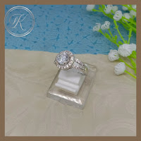 Cincin wanita Elegant