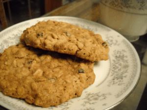 Oatmeal Currant Cookies Recipe