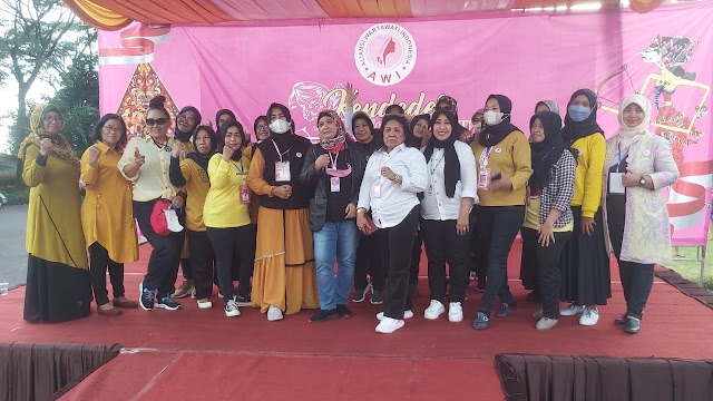 HUT KE 1 AWI, MENGUSUNG TEMA "KEN DEDES WOMEN CULTURE" BERJALAN SUKSES