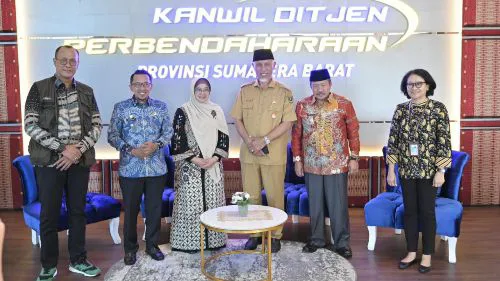 Gubernur Mahyeldi: Sinergikan Program dengan Pusat untuk Percepatan Laju Pembangunan Daerah