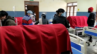 पटाखा फैक्ट्री में लगी आग, 8 झुलसे, 4 की हालत गंभीर