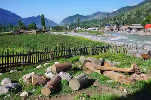 Thal Kumrat Valley, Upper Dir KPK | Mosque, Bazar, Wooden Canals