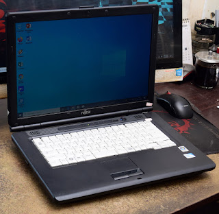 Jual Laptop Fujitsu FMV Series ( 15-Inch ) Malang