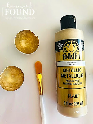spring,Easter,painting,DIY,diy decorating,decorating,faux finish,tutorial,home decor,spring home decor,spring decorating,easter eggs,painted easter eggs,easter, passover,faux paint treatments,kintsugi,faux kintsugi,nests,gold painted eggs