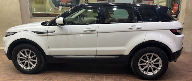 Range Rover EVOQUS Preowned car sales | Used car sales | Luxury Preowned car sales | Wecares