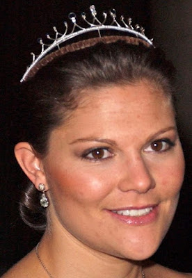 sapphire birthday tiara sweden crown princess victoria