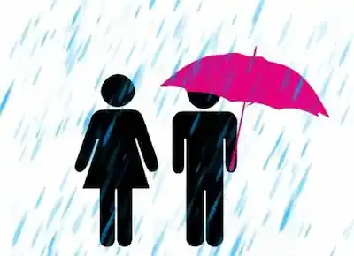 رجل أناني يحمل مظلة أو شمسية يحتمي بها من المطر ويترك زوجته دون حماية