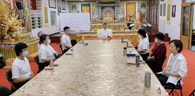 ◎ 元氣門身心靈道場  ◎   地點：國際總會 班別：星期二晚上班          (中階師資培訓班) 教學：萬真師父 日期：113.04.30 時間：晚上07：00~09：00 教學：黃建春老師 班別：萬真玄功中級班  時間：晚上07:00~09:00