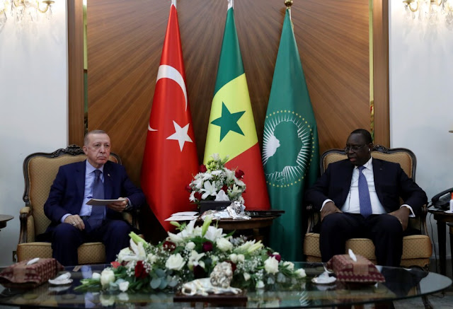 أكد الرئيس رجب طيب أردوغان، الإثنين، أن تركيا راغبة بتعزيز الصداقة مع السنغال في كافة المجالات.