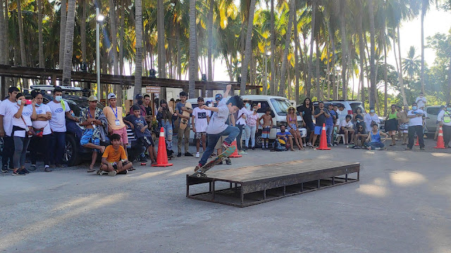 Competencia de skate en playa Punta Roca, El Salvador