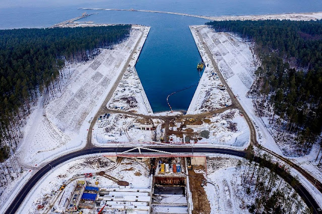 Новые снимки со строительства судоходного канала через Балтийскую косу
