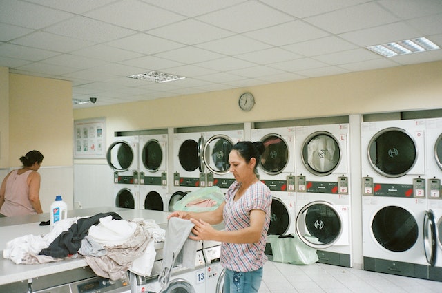 cara menjalankan bisnis laundry kiloan di rumah