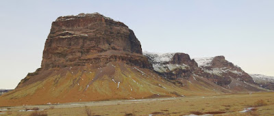 Conduciendo por la Ring Road o R1 de Islandia.