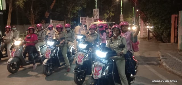 छत्तीसगढ़ पुलिस ने बाईक रैली निकालकर बढाई महिलाओं की शोभा, कहा- अब सुरक्षित रह सकती हैं महिलाएं