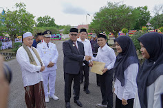 Pj Gubernur Bustami Serahkan SK Guru Dayah Perbatasan Aceh Singkil
