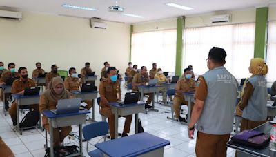 uji kompetensi tersebut diadakan selama tiga hari dengan diikuti kurang lebih 1000 ASN dari masing-masing instansi yang ada di Kabupaten Tangerang