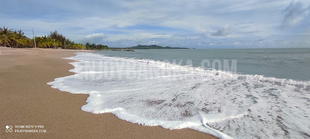 Pantai di Puri Ansell Sungailiat Bangka