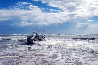 boat capsizing