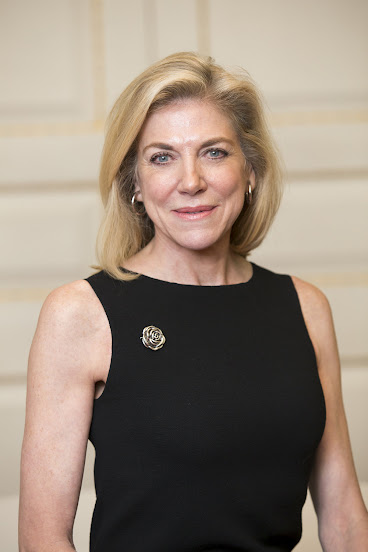 LYNN DE ROTHSCHILD: ILLUMINATI NEPHILIM EXTRA-TERRESTRIAL ANTI-CHRIST SATANIC ELITE WITCH