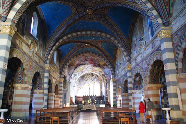 Gli splendidi interni della Cattedrale di Santa Maria Assunta a Bobbio