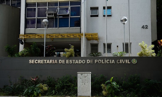 Polícia do Rio faz operação para prender agressores de mulheres