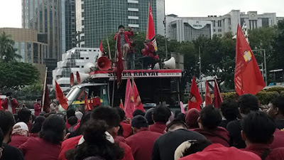 Panas! Ribuan Kader IMM Kepung Istana, Tuntut Keadilan Wadas hingga Tolak Penundaan Pemilu