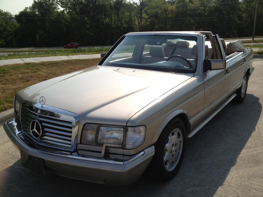 1986 Mercedes-Benz W126 560 SEL Cabrio 4-türig