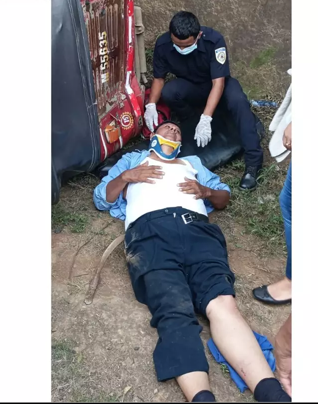 Nicaragua: Conductor de mototaxi grave tras accidente luego de ser impactado por un camión en la carretera vieja a León