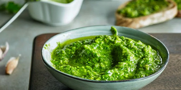 Homemade Pesto Sauce Recipe, How to Make it?