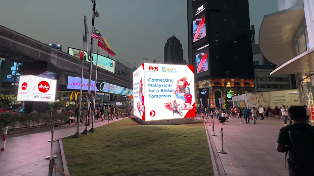 lot 10 the Cube Digital Screen Ads, KL Lot 10 Digital OOH Ads KL Bukit Bintang Lot 10 LED Screen Ads, lot 10 giant cube DOOH Ads Bintang Walk KL,