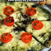 Deliciosa Receta de Pizza con Base de Espinacas, Mozzarella, Cherry y Tierra de Ajo