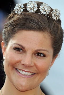 diamond four button tiara sweden crown princess victoria