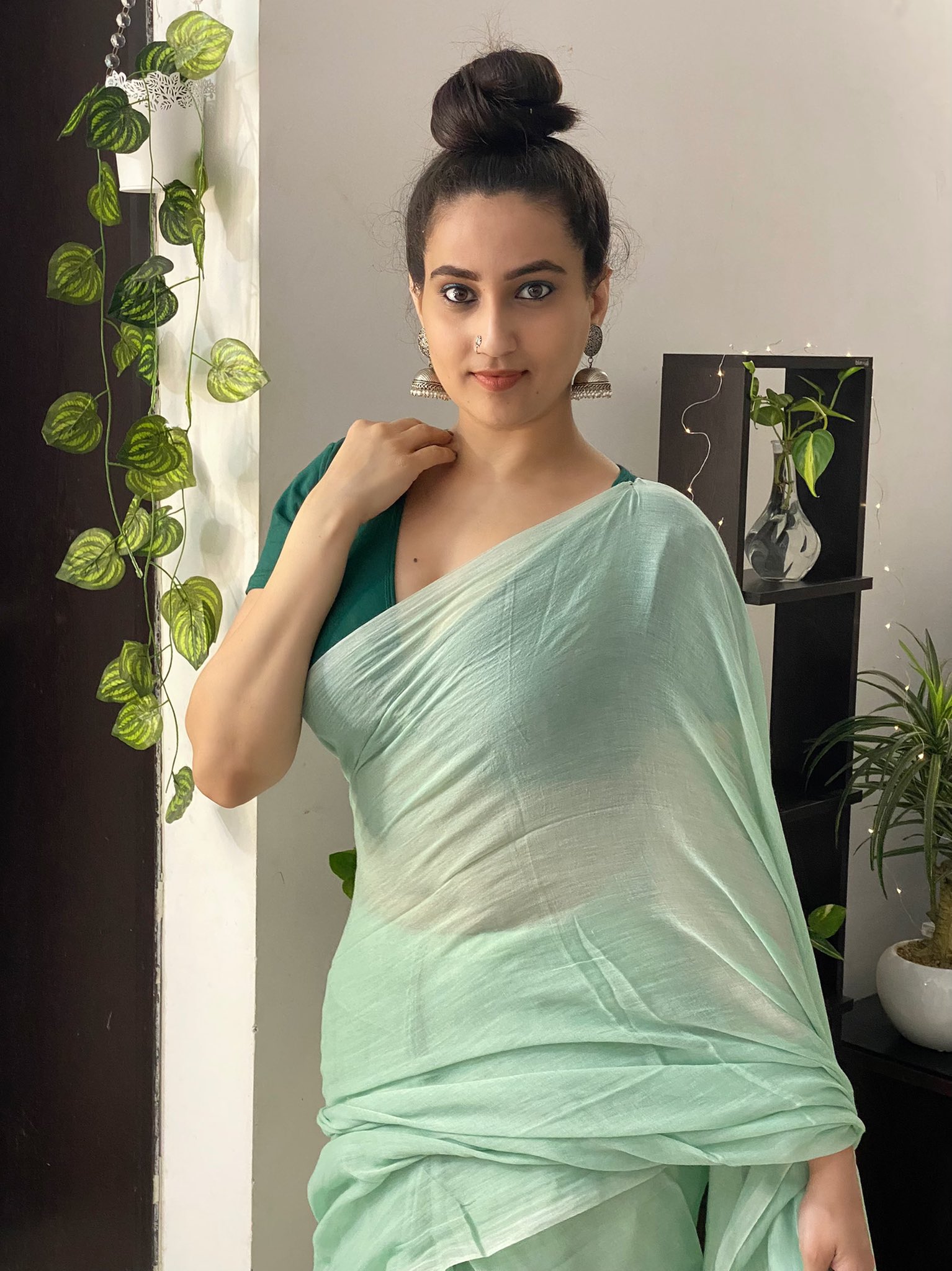 Manjusha  UHD HD Photo