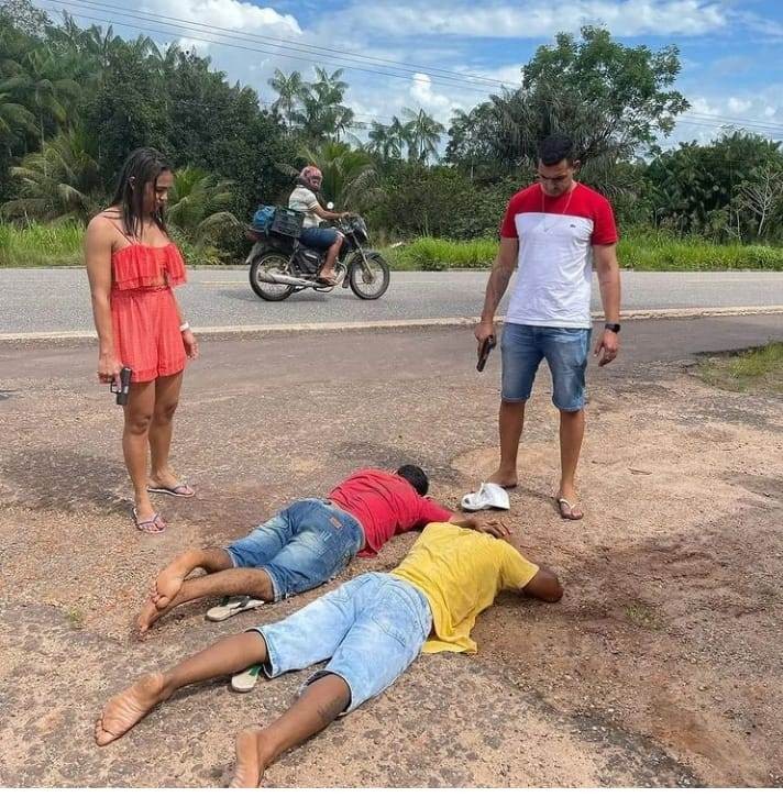 Casal de policiais aborda e prende bandidos