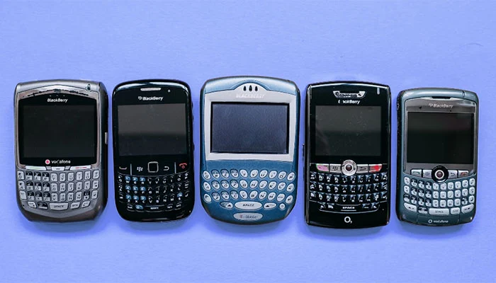 BlackBerry Smartphones running on BlackBerry Operating system are No Longer Supported End to BlackBerry Devices: eAskme