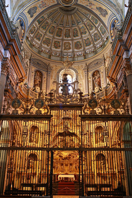 Imagen del altar mayor de la Capilla del Salvador de Úbeda.