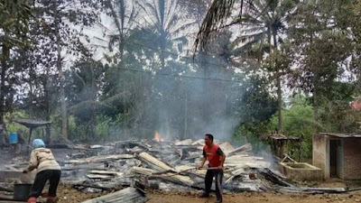 Satu Rumah Warga Terbakar di Lamuru, Rugi Puluhan Juta Rupiah
